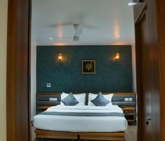 Deluxe Single Room with Balcony