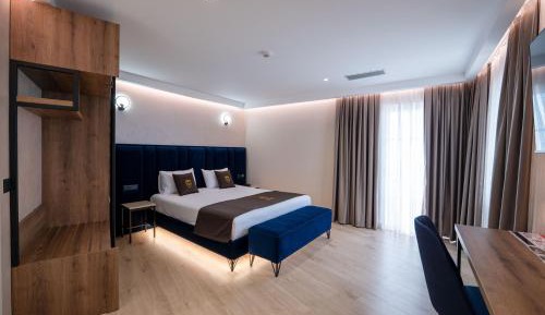 Suite with Balcony