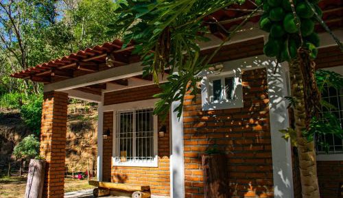 Bungalow with Garden View
