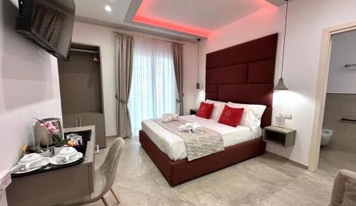 Luxury Triple Room