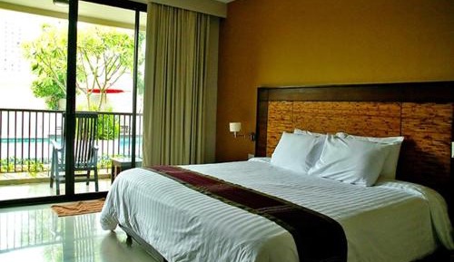 Tara Deluxe Double or Twin Room