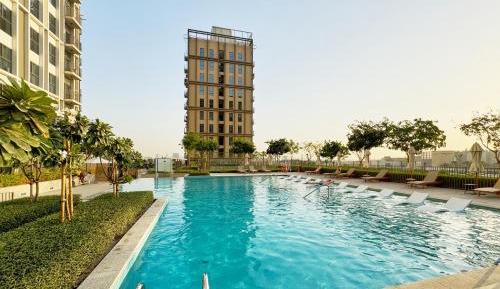 One-Bedroom Apartment with Balcony