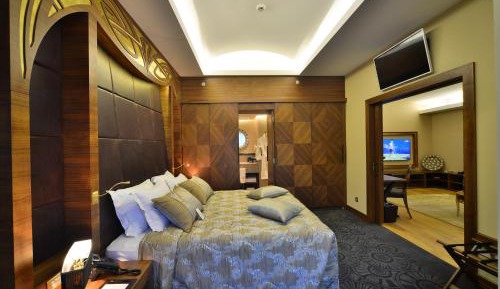 Suite with Balcony