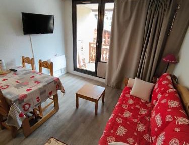 Studio Apartment with Balcony