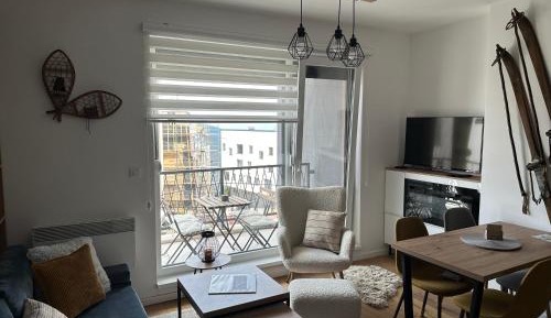 Studio Apartment