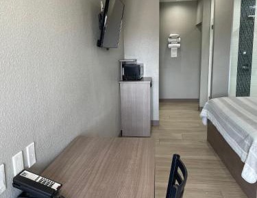 Superior King Suite