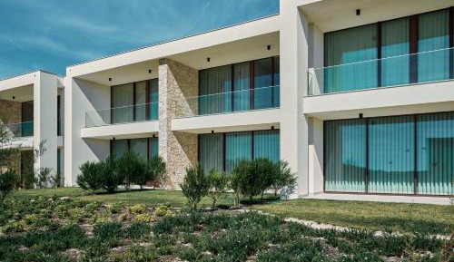 Three-Bedroom Apartment with Sea View