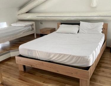 One-bedroom Loft Apartment 