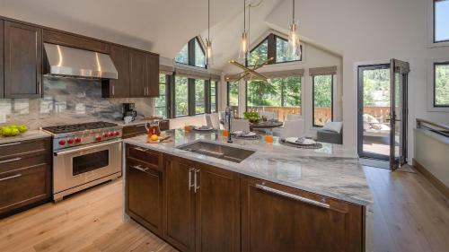 Three-Bedroom Holiday Home 