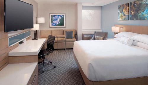 King Room with Sofa Bed
