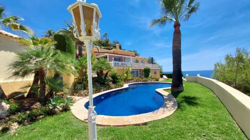 Villa with Sea View