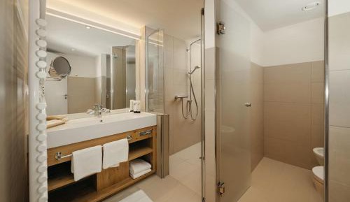 Junior Suite with Balcony