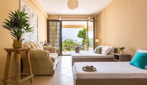 Triple Room with Garden View