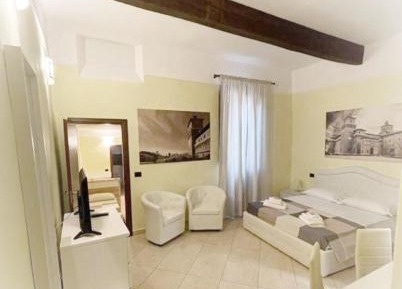 Quadruple Room with Private Bathroom