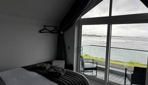 King Room with Balcony