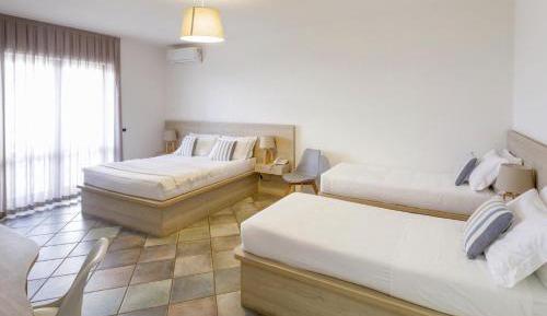 Quadruple Room with Sea View