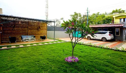 Family Two-Bedroom Apartment with View