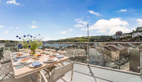 Four-Bedroom Holiday Home