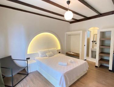 Double Room with Patio