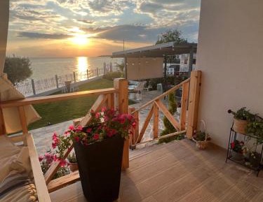 Villa - Beach Front