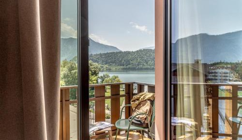 Double Room with Lake View