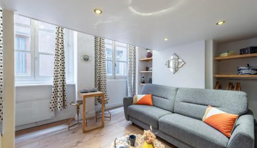 Studio - Split Level