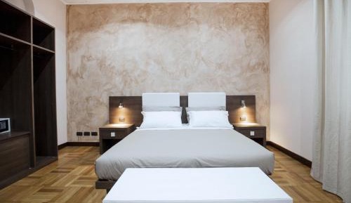Double Room with Private External Bathroom