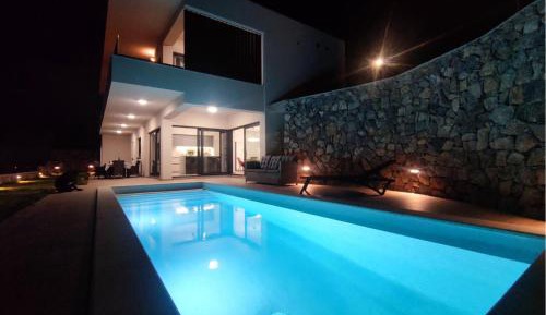 Three-Bedroom Holiday Home 