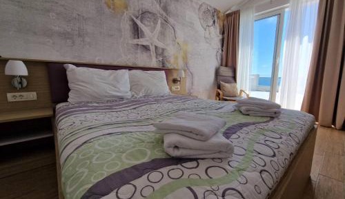 Double Room with Balcony and Sea View