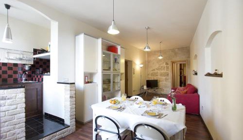 One-Bedroom Apartment - Via Principe Umberto 80