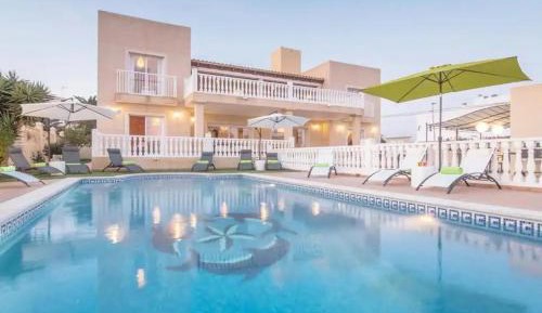 Villa with Sea View
