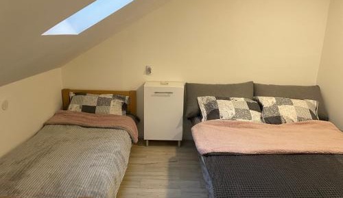 Quadruple Room with Private Bathroom