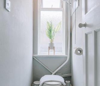 Single Room with Shared Bathroom