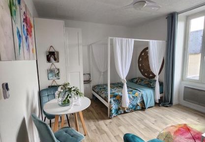 Studio Apartment