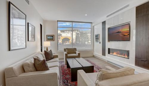 2 Bedroom Condominium #114