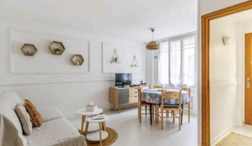 Studio Apartment