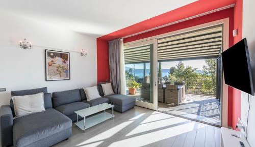 Two-Bedroom Superior Apartment