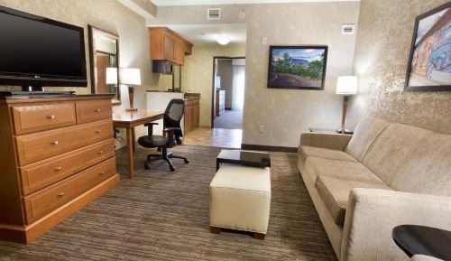 Queen Suite