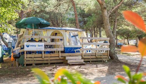 Bungalow Deluxe Tent