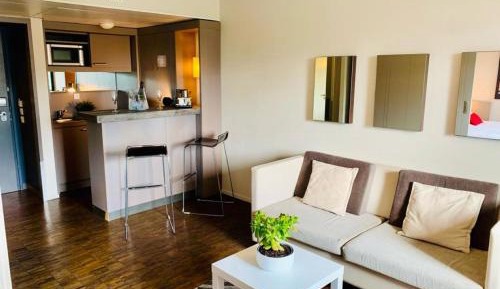 Standard Double Suite