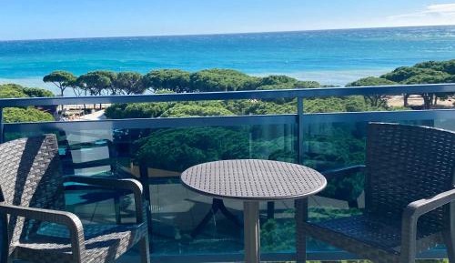 Double Room with Sea View (2 adults)