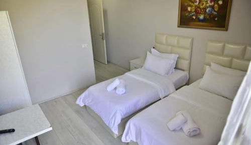 Superior Twin Room with Garden View