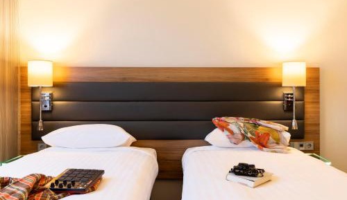 Moxy Twin Sleeper, Guest room, 2 Twin/Single Bed(s)