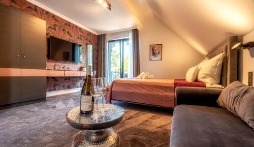 Deluxe Double Room with Bath