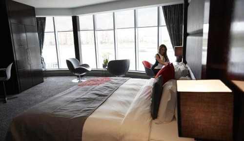 Emperor Suite
