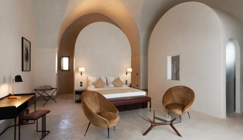 Standard Double Suite