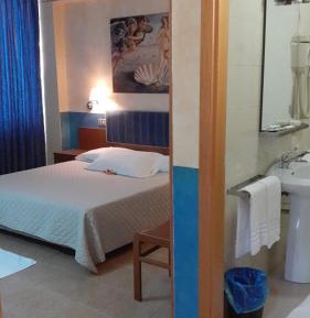 Deluxe Double Room with Extra Bed