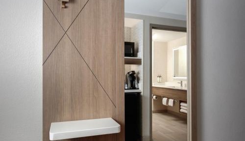 Queen Suite with Two Queen Beds
