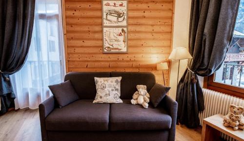 Studio (2 Adults + 1 Child)