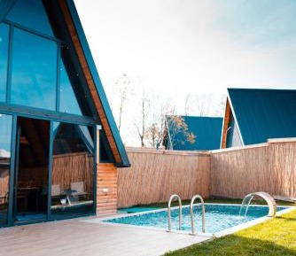 Deluxe Bungalow